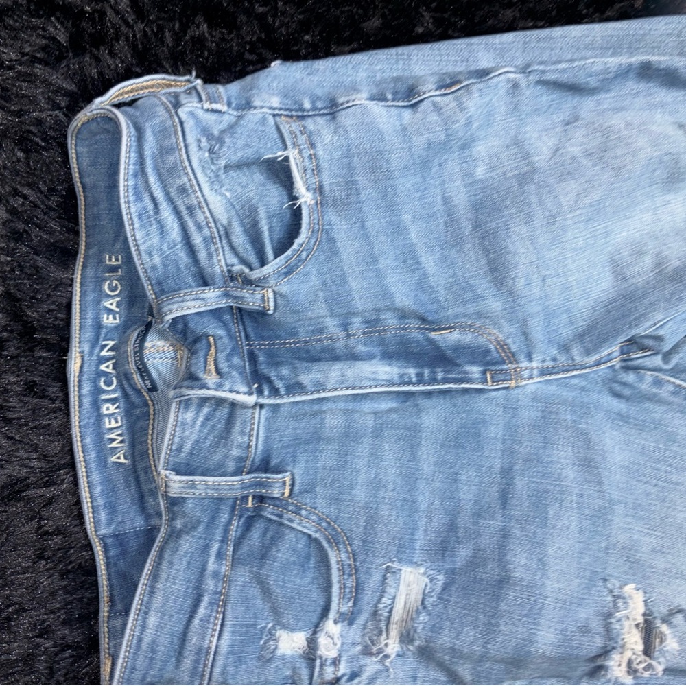 American Eagle Outfitters Light Blue Distressed Jeans
